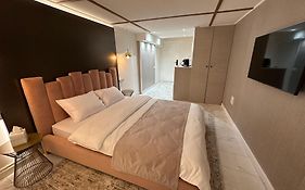 House4You - Blanari